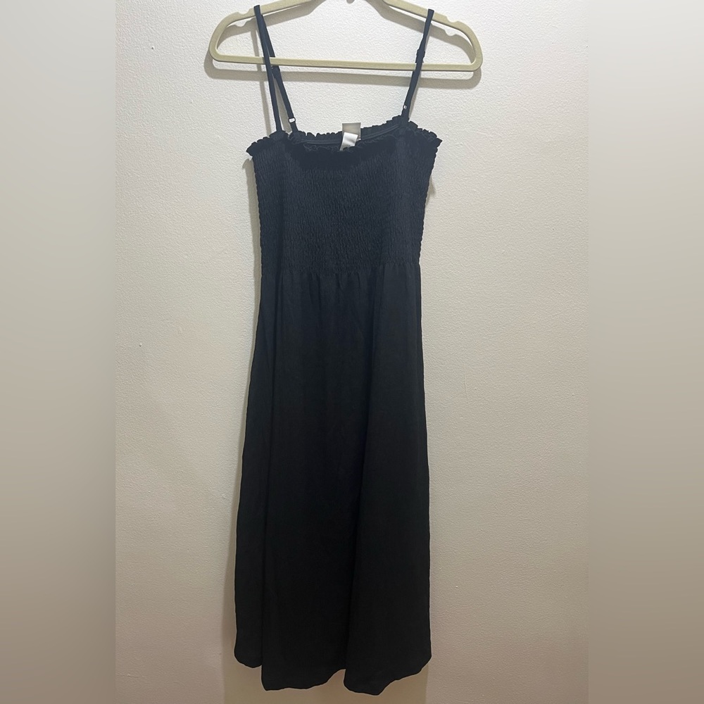 Sleeveless Black Dress